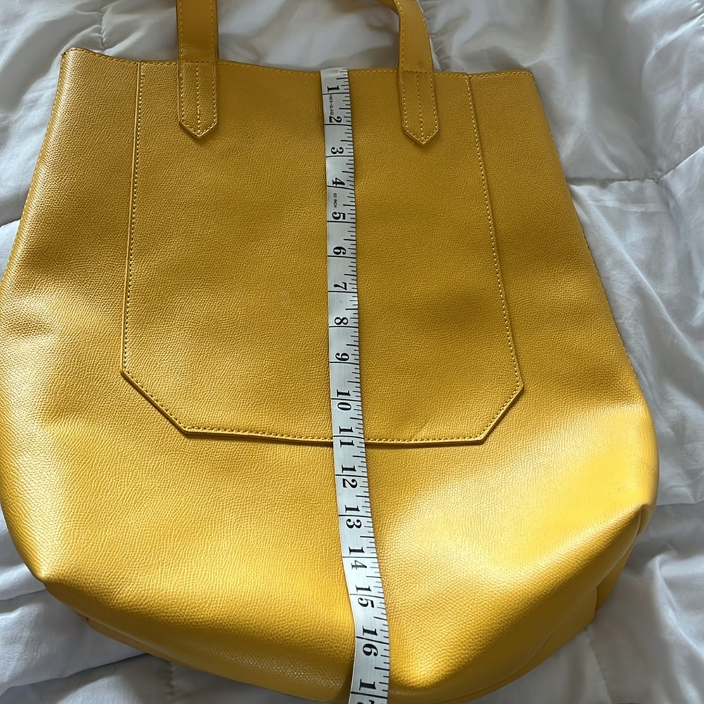 Saks Fifth Avenue Yellow Tote Bag | Large Structured Shoulder Handbag - Picture 13 of 16